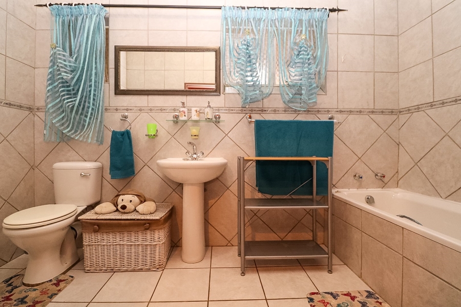 4 Bedroom Property for Sale in Declercqville North West